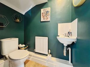 Guest wc- click for photo gallery